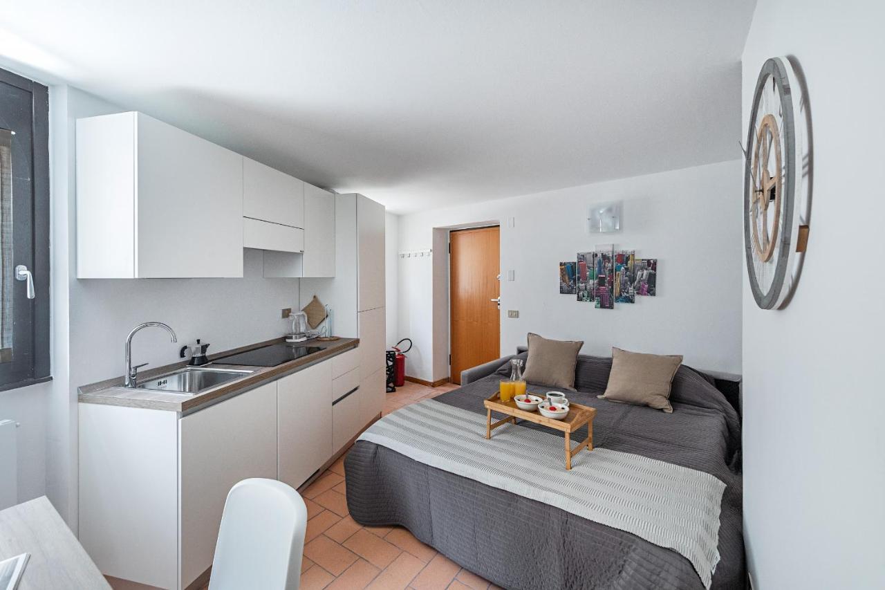 La Limonaia Apartments By Wonderful Italy Gardone Riviera Dış mekan fotoğraf